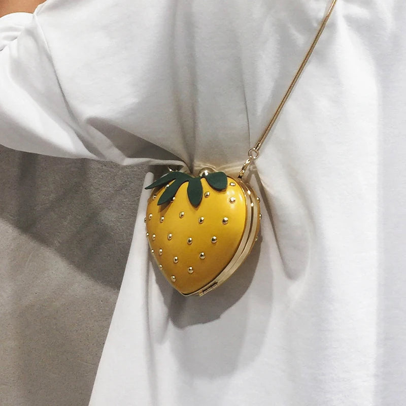 Cute Fruit Strawberry Heart Shape Pu Rivet Mini Fashion Ladies Chain Purse Clutch Bag Shoulder Bag Tote Female Flap Handbag Q5