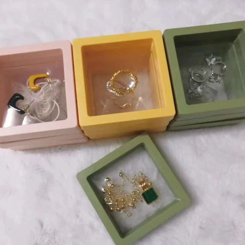10PCS Plastic 3D Floating Jewelry Display Stands Clear Necklace Bracelet Holder for Gift Shop Storage Organizer Box Wholesale