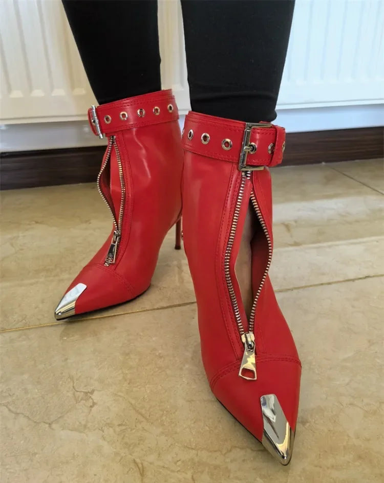 Gürtelschnalle Reißverschluss vorne Modenschau Stiefeletten Damen Herbst Winter Neu Spitz Metallverzierung Rote High Heels Ankle Boots
