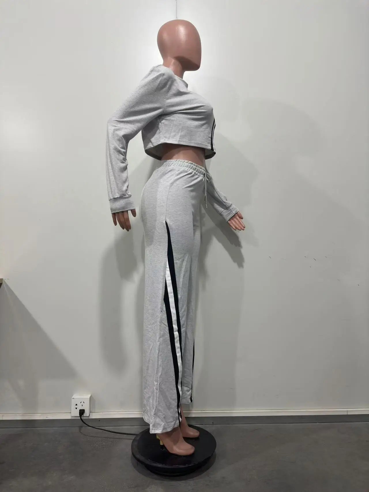 CM.YAYA Fashion Striped Splicing Women's Set Long Sleeve Sweatshirt and Sweat Pants Tracksuit 2024 Winter Two 2 Piece Set Outfit