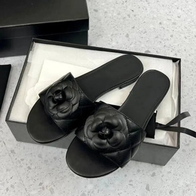 2025 Spring/Summer New Beach Vacation One Word Open Toed Flat Bottom Outerwear Camellia Slippers for Women