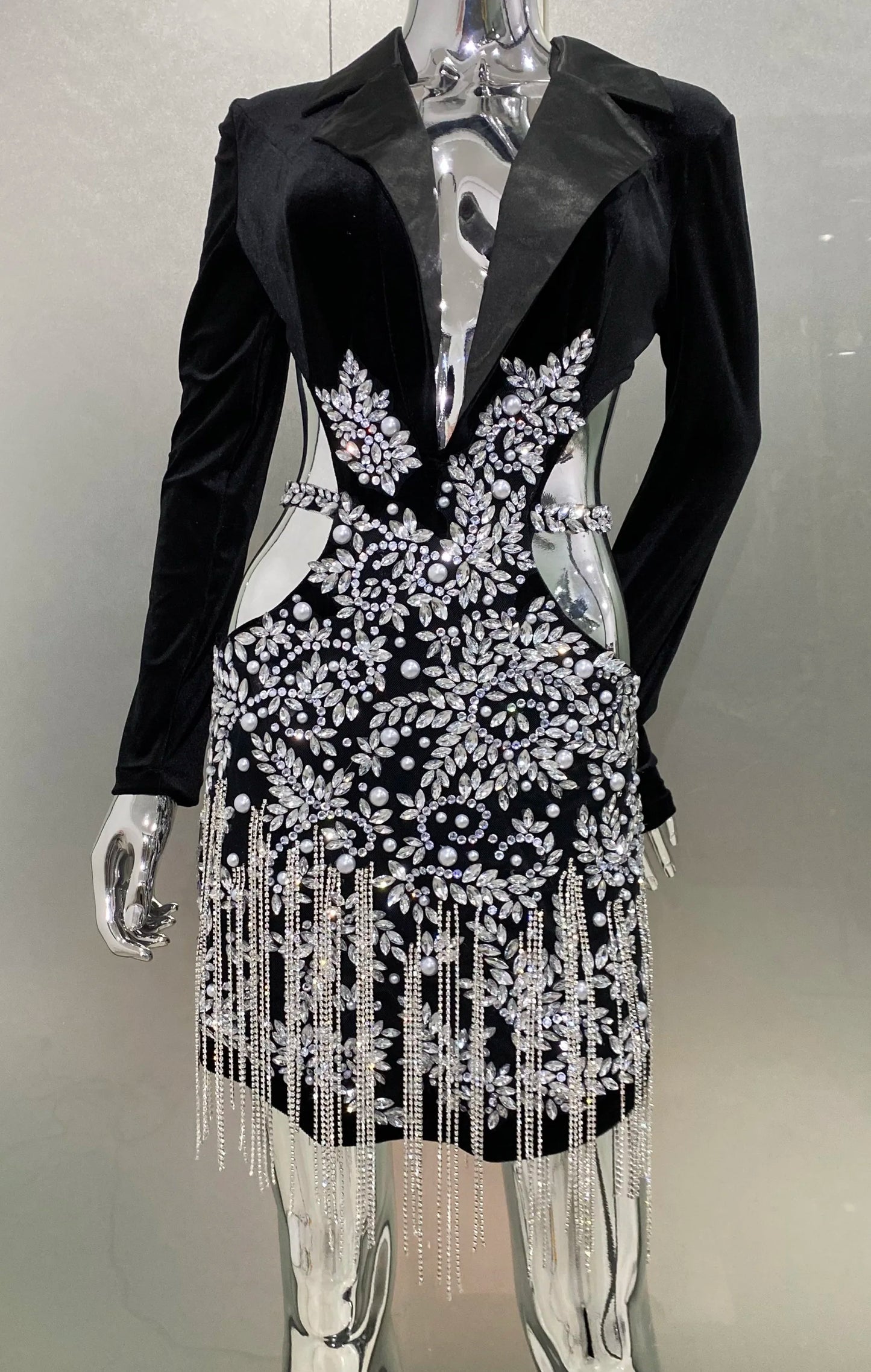 2024 Luxus Diamanten Quasten Sexy Cut-Out Gekerbte Schwarze Minikleid Damen Abendparty Vestido Feiern Club Party Outfit