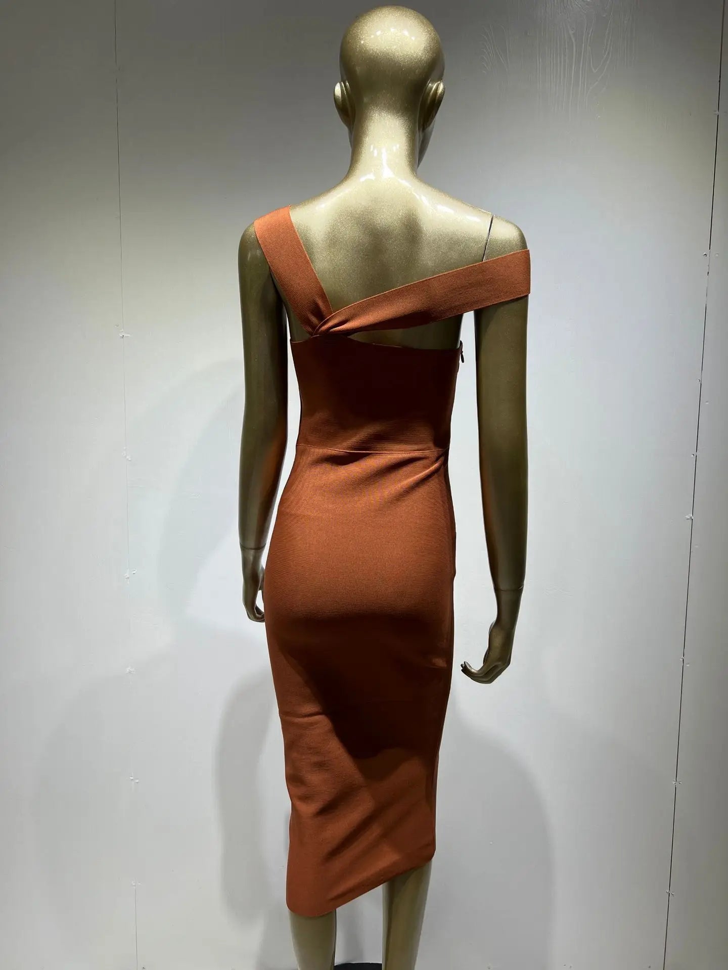 Damen Sommer sexy ausgehöhltes braunes Midi knielanges Bodycon-Bandagekleid 2023 Designer elegantes Abendpartykleid Vestido