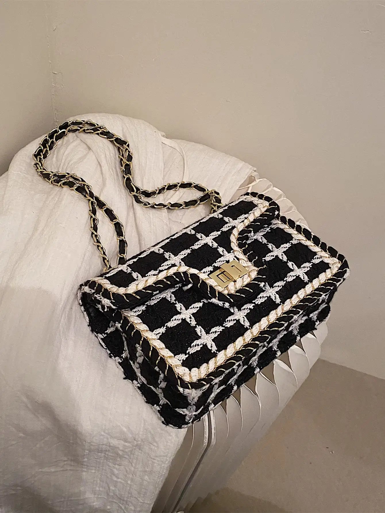 Schwarz-weiß karierte lässige Umhängetasche Umhängetasche Damen Schultertaschen Handtaschen mit oberem Griff Modische quadratische Tasche