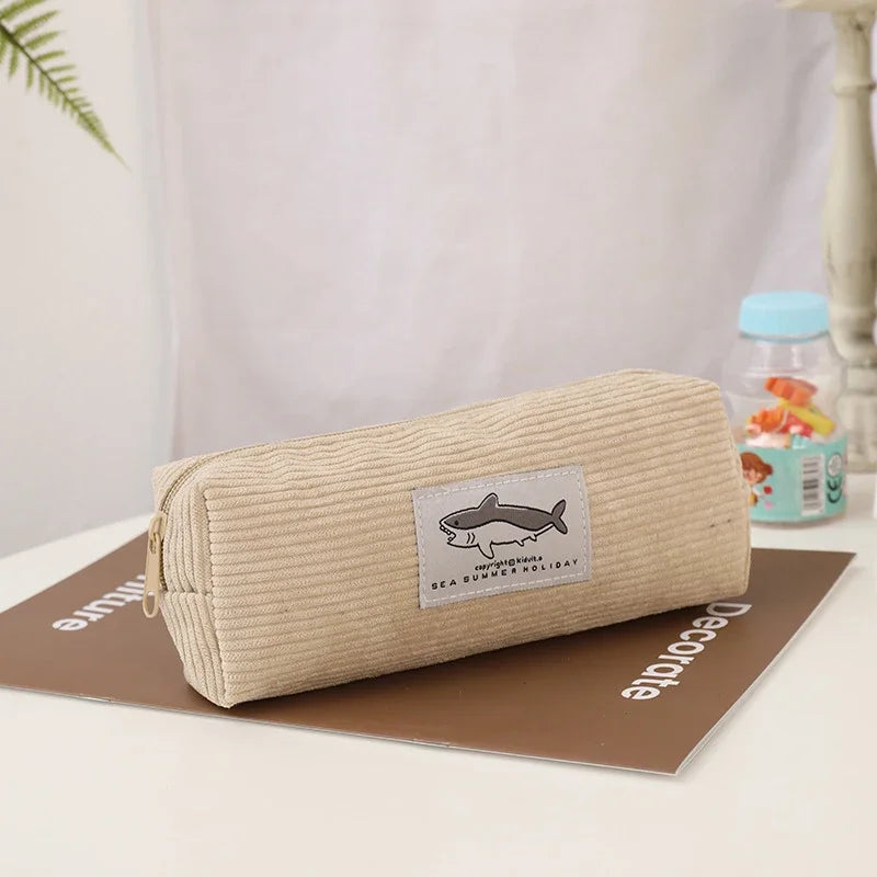 Niedliches Haifisch-Federmäppchen, Stickerei-Stifttasche, Schulanfangs-Zubehör, Schreibwaren für Mädchen, Kinder, Schreibtisch, niedliche Accessoires, Geschenk