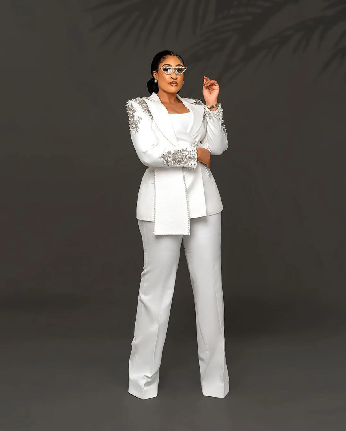 Customized Unique Design Beads Women Pants Suits White Wedding Blazer Jacket Guest Wear Slim Fit 2 Pieces