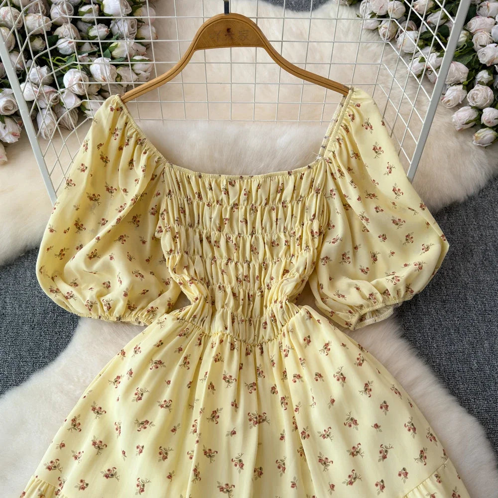 2024 Neues Sommer Blumenmuster Maxikleid Damen Vintage Eckiger Ausschnitt Geraffte Brust Schärpe Bandage Sommerkleid Partykleid