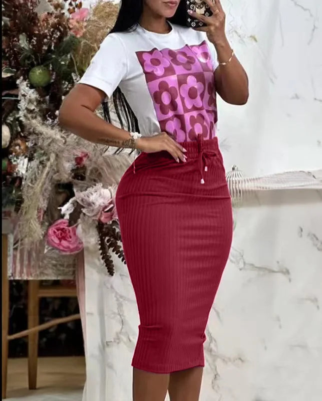 Lässiges Kurzarm-T-Shirt-Kleid-Set Büro-Dame Frühling Sommer Elegante bedruckte Oberteile Uni-Rock Zweiteiliges Set Damen-Outfit 2024