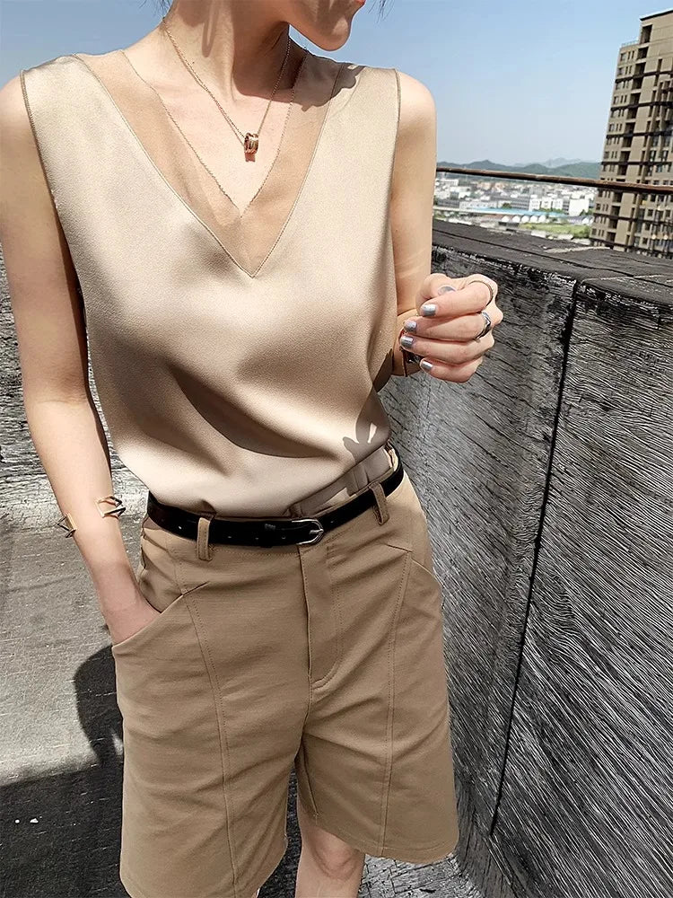 Silk halter V-neck sleeveless bodice Satin vest lace with beautiful back summer jacket with suit top