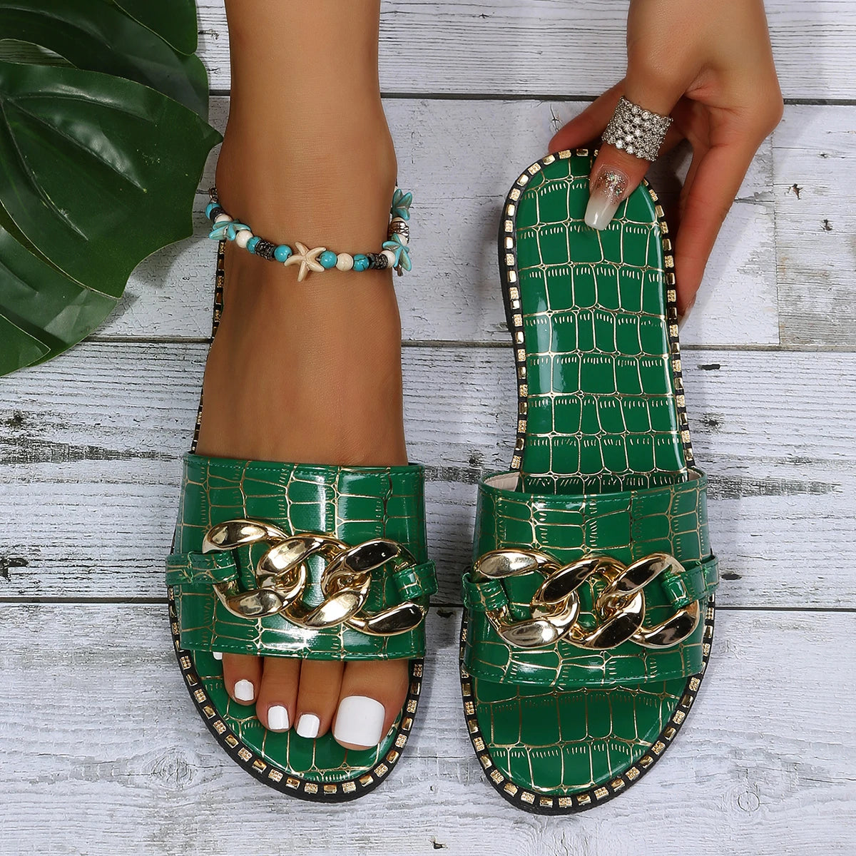 Women Slippers Fashion Sexy Chain Lock Solid Color Plus Size Sandals New Style Roman Style Flat Slippers Outdoor Slides Women