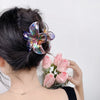 Neue Farbverlauf Große Blumen-Haarspange aus Acryl für Frauen Süße Haarklammern Krabbenklemmen Haarspangen Hawaii-Kopfbedeckungsaccessoires