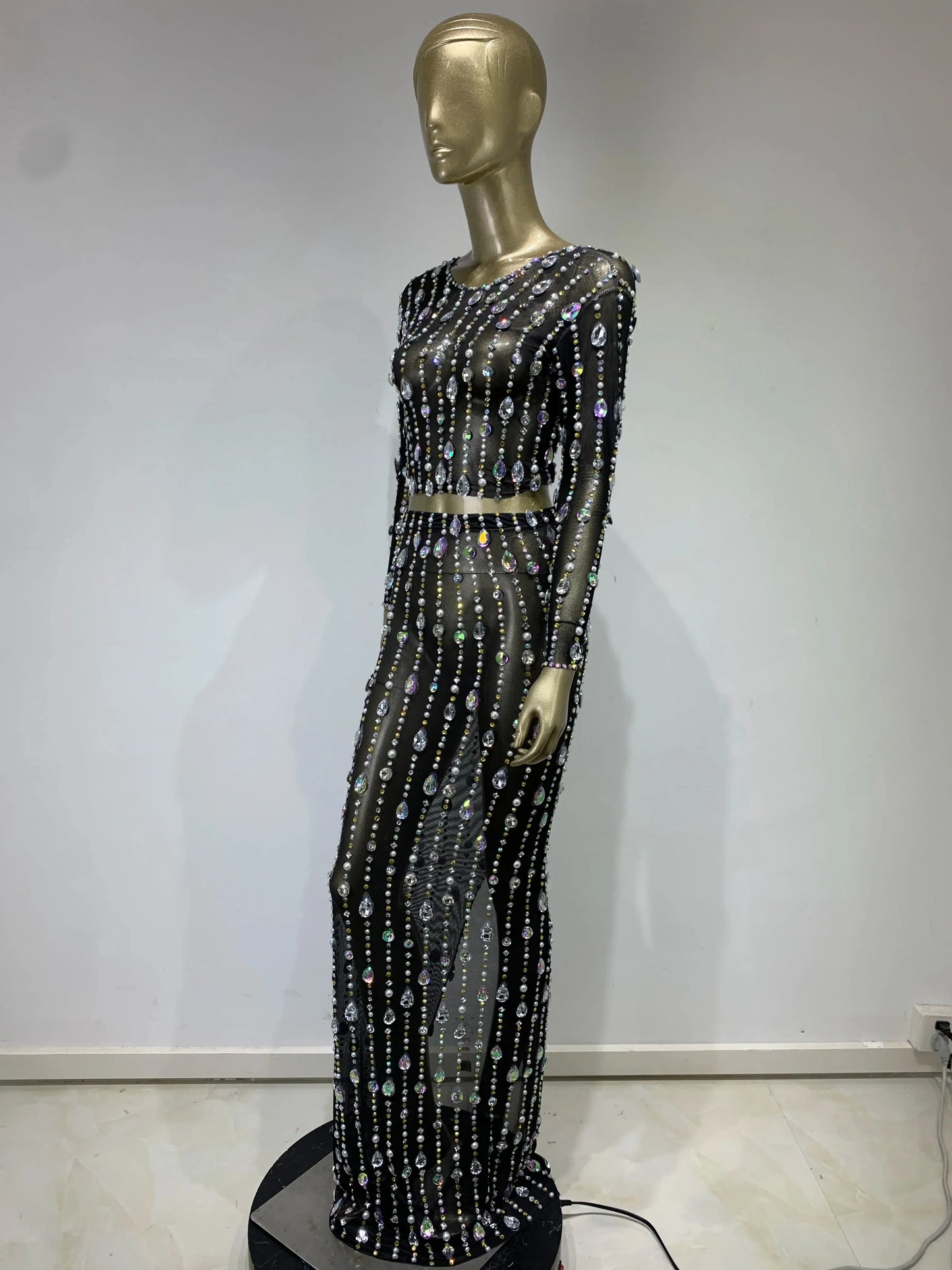 Festival-Outfit Damen High-End-Mode Nude-farbenes Strass-Mesh-Langarm-Crop-Top mit Rundhalsausschnitt und lange Röcke Gala zweiteiliges Set