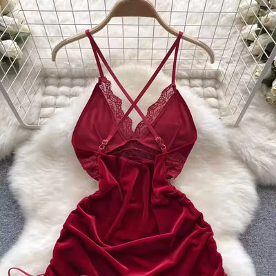 Damen sexy rotes gerafftes Minikleid ärmellos rückenfrei Spaghettiträgerkleid Kordelzug Bodycon Party Clubkleid mit Stringtanga