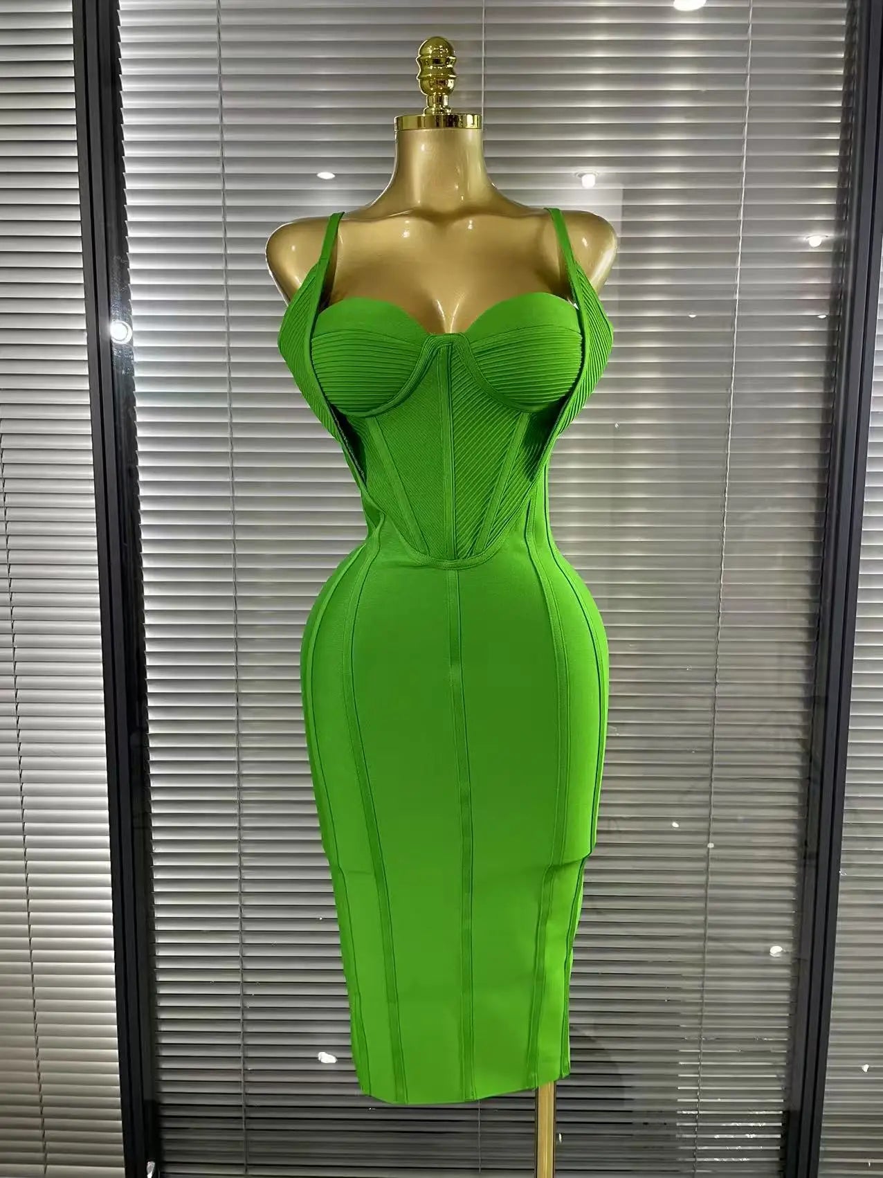Green Color Women Sleeveless Sexy Halter Off the Shoulder Bodycon Bandage Midi Dress Celebrate Nightclub Party Birthday Outfit