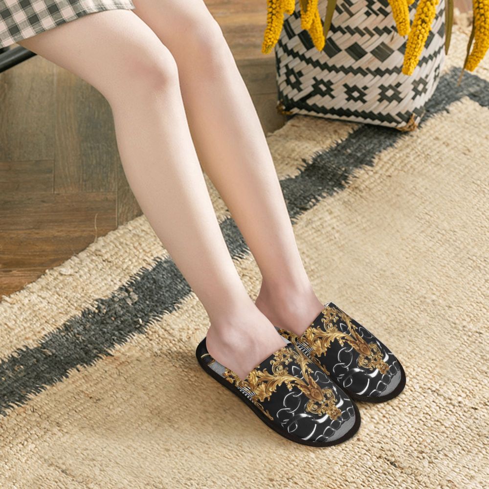 Custom Queen Of Absolutely Everything Gold Baroque Soft Memory Foam House Slippers Women Comfy Warm Anti-skid Sole Slipper
