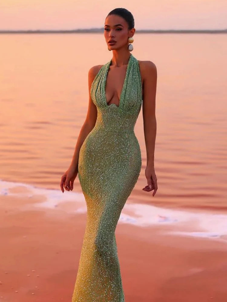 Sexy Neckholder Maxikleid mit tiefem V-Ausschnitt, Pailletten, Damen, Grün, Ärmellos, Rückenfrei, Pailletten, Schlankes langes Kleid, Celebrity Partykleider