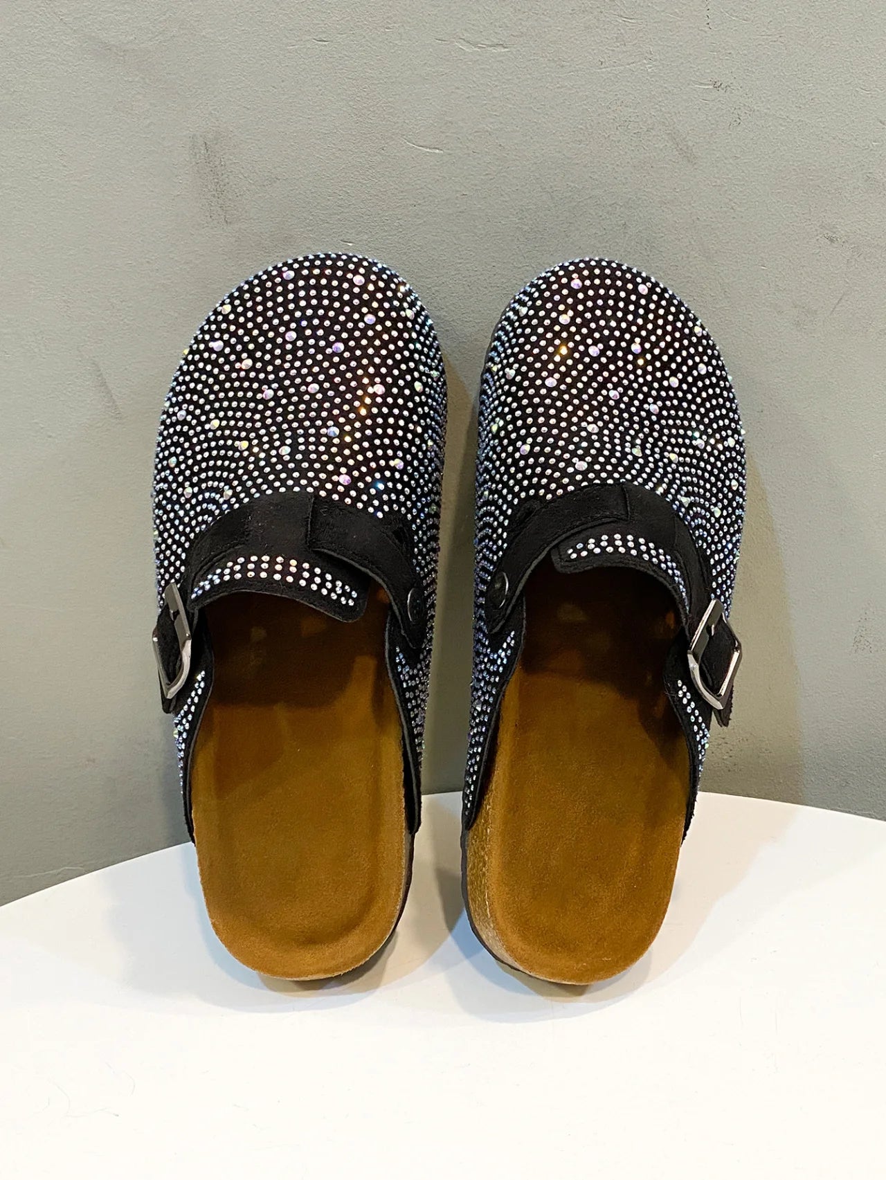 Kristallige klobige Outdoor-Slipper Schuhe Sommer Clogs Damen Hausschuhe Pantofle Luxus Slides Med Strand Designer Flip Flops