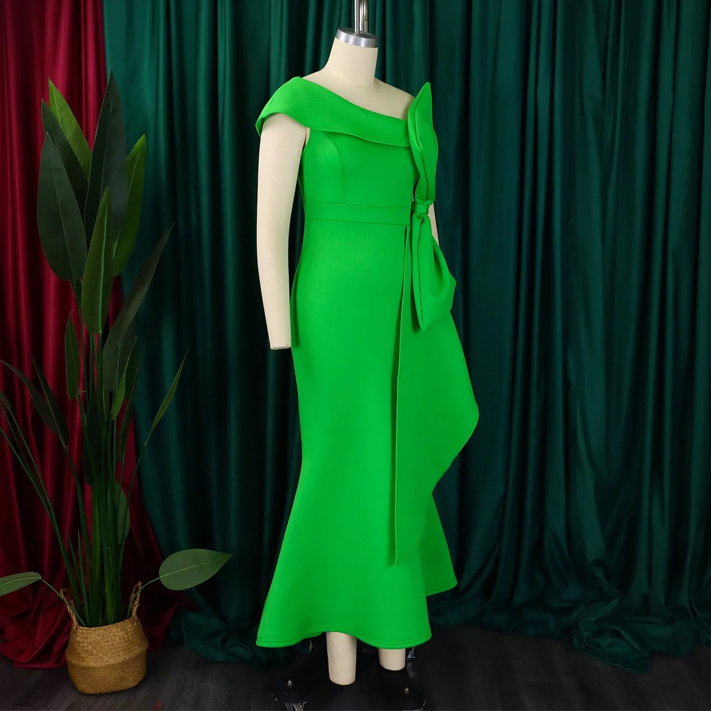 Elegante Kleider für Damen, One Shoulder, ärmellos, Rüschen, Meerjungfrauen-Schnitt, bodenlang, luxuriös, für Geburtstagsfeiern, Dinner, Vestidos Mujer Kleid