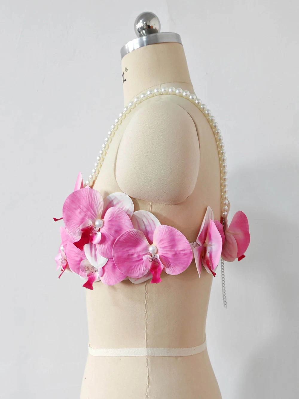 Women Hotsweet Sexy Backless Sweet Three Dimensional Flowers Beads Straps Camis Short Top High Street 2025 Summer Clothing