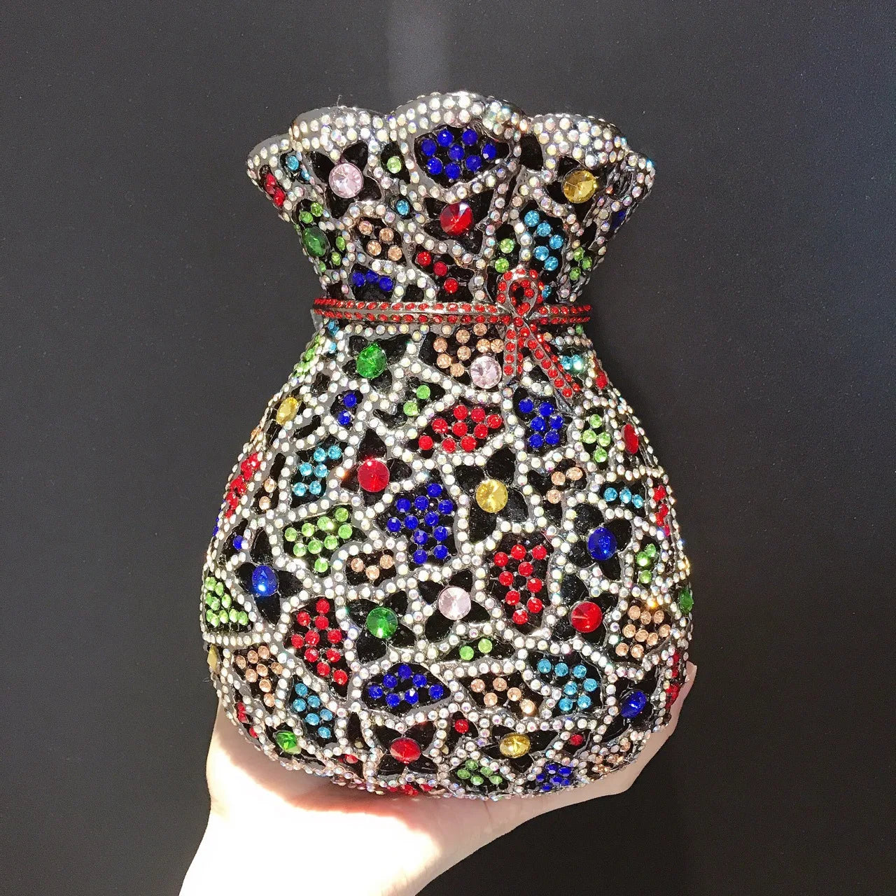 Neueste Blumenvase Strass Abendtaschen Frauen Kristall Handtaschen Metallkette Elegante Partytaschen Luxus Designer Clutch Geldbörse