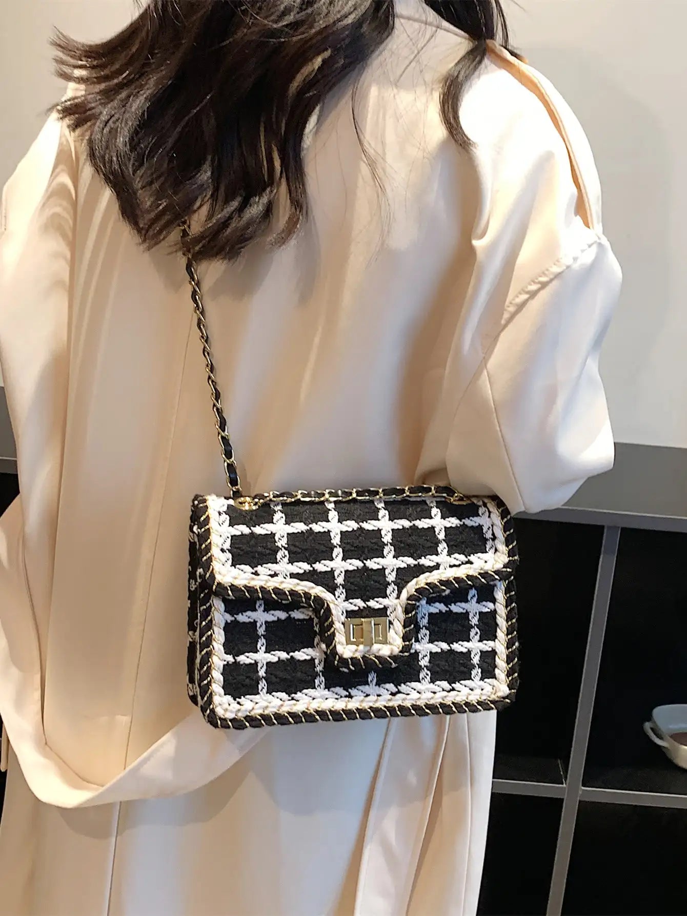 Schwarz-weiß karierte lässige Umhängetasche Umhängetasche Damen Schultertaschen Handtaschen mit oberem Griff Modische quadratische Tasche