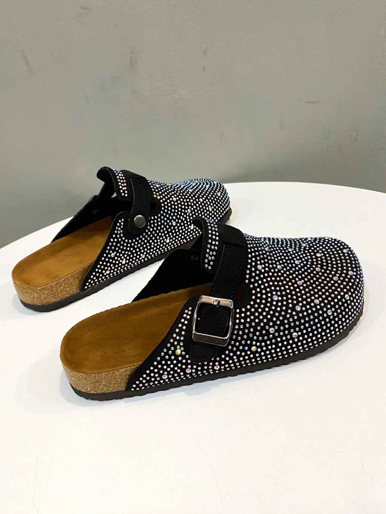 Kristallige klobige Outdoor-Slipper Schuhe Sommer Clogs Damen Hausschuhe Pantofle Luxus Slides Med Strand Designer Flip Flops