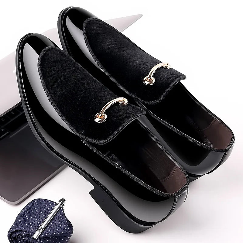 Herren Party Schuhe Schwarz Luxus Herren Formelle Lederschuhe Slipper Lackleder Business Casual Schuhe Loafer Große Größen Zapatos