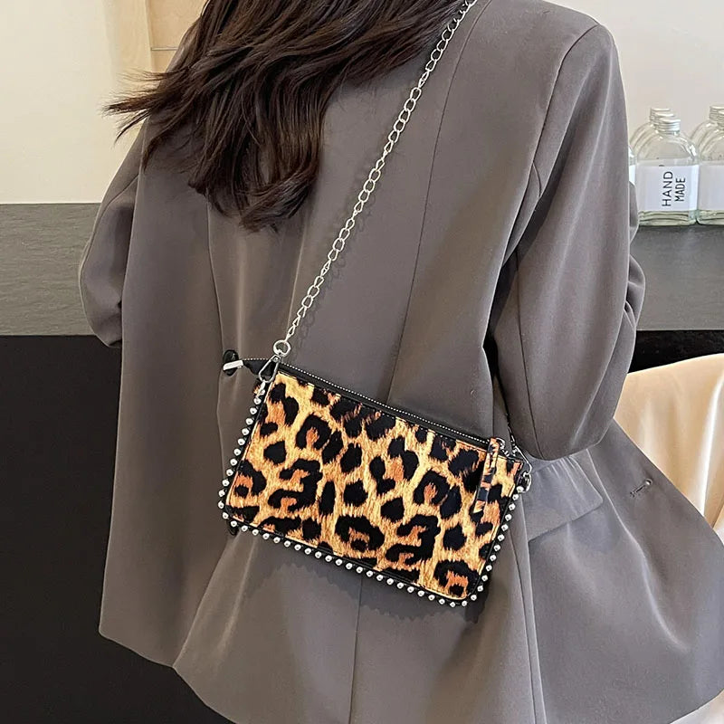 Einfarbige Design-Umhängetaschen für Damen, Mode-Ketten-Handytaschen, Mode-Schulter-Kuriertasche, Sac A Main weiblich