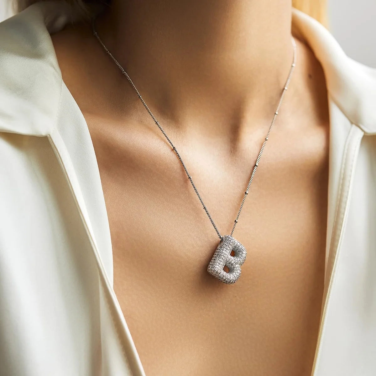 MHS.SUN Hochwertige Bubble Initialenkette Buchstabe A-Z Silberfarbene Zirkon 26 Initialen Ballon Anhänger für Damen Herren Schmuck