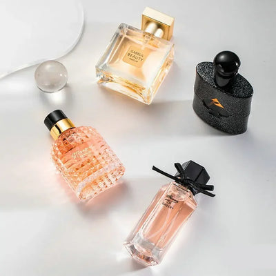 Original Damenparfüm 105ml Geschenkbox Vierteiliges Set Frischer, langanhaltender Duft Eau De Parfum Pflanzlich-blumiger Duft Fresh Духи Женские