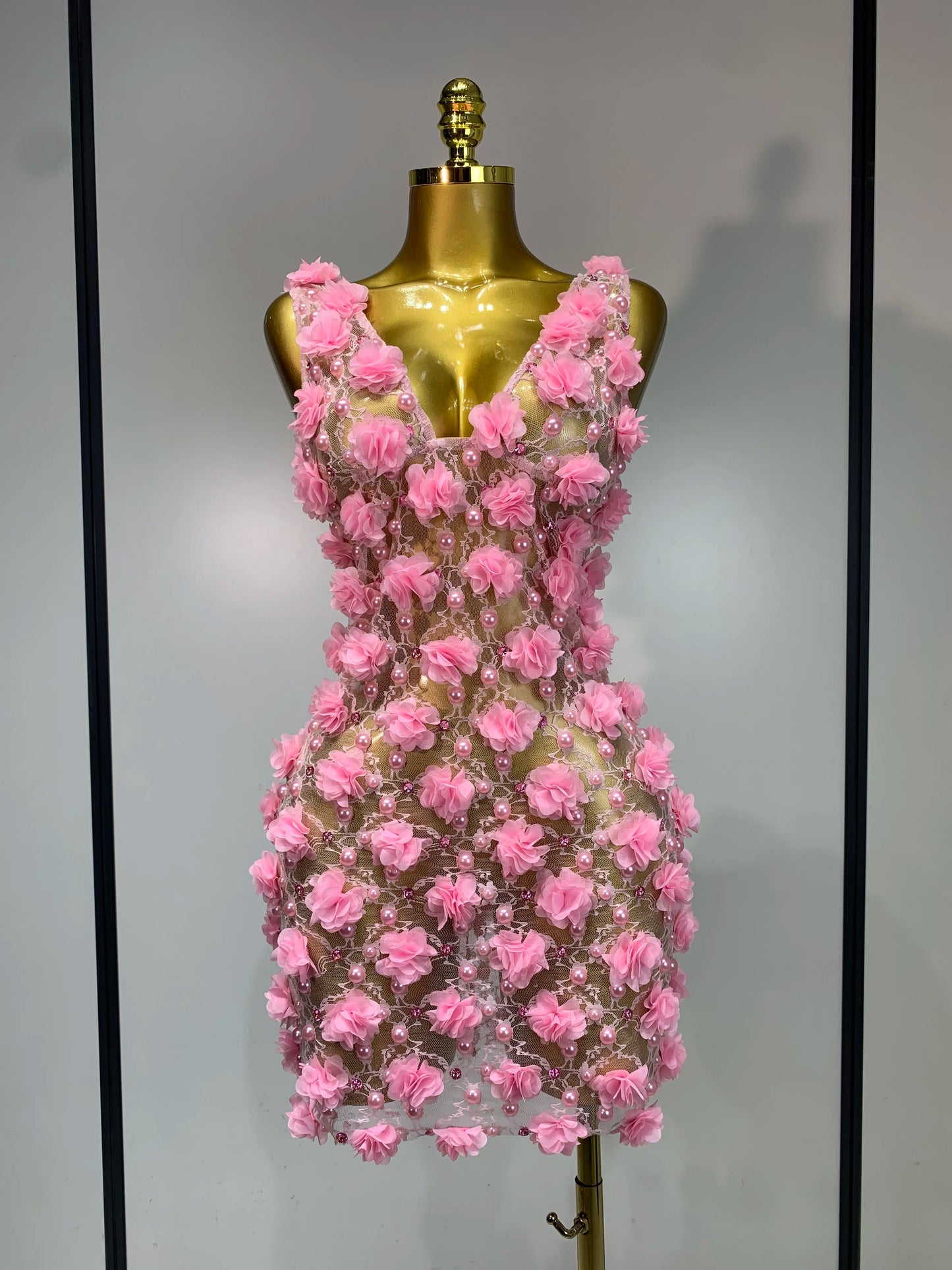 Women Luxury Pink Flowers Pearls Lace See Through Bodycon Mini Dress Birthday Photoshoot Evening Party Nightclub Stage Costume