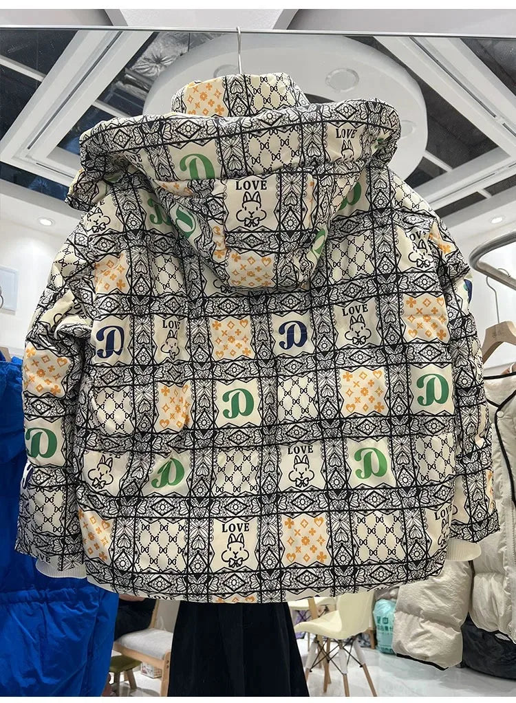 2023 Europäische Station Winter Neue Daunenjacke Damen Warm Mode Kurze Farb-Patchwork Graffiti dicke Weiße Entendaunenjacke