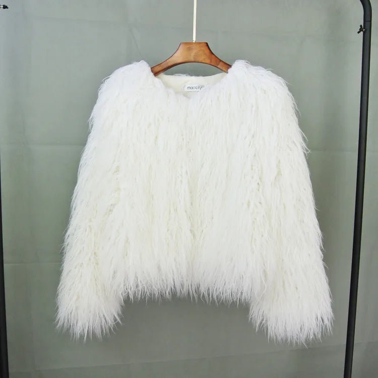 2023 Women Faux Fur Coat Autumn Winter High Quality Fluffy Short Coat Faux Fur Jacket