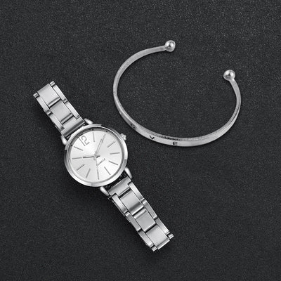Mode Frauen Elegante Uhr Lässige Einfache Stahlarmband Quarzuhr Liebe Armband 2er Set Temperamentvoller Tragestil