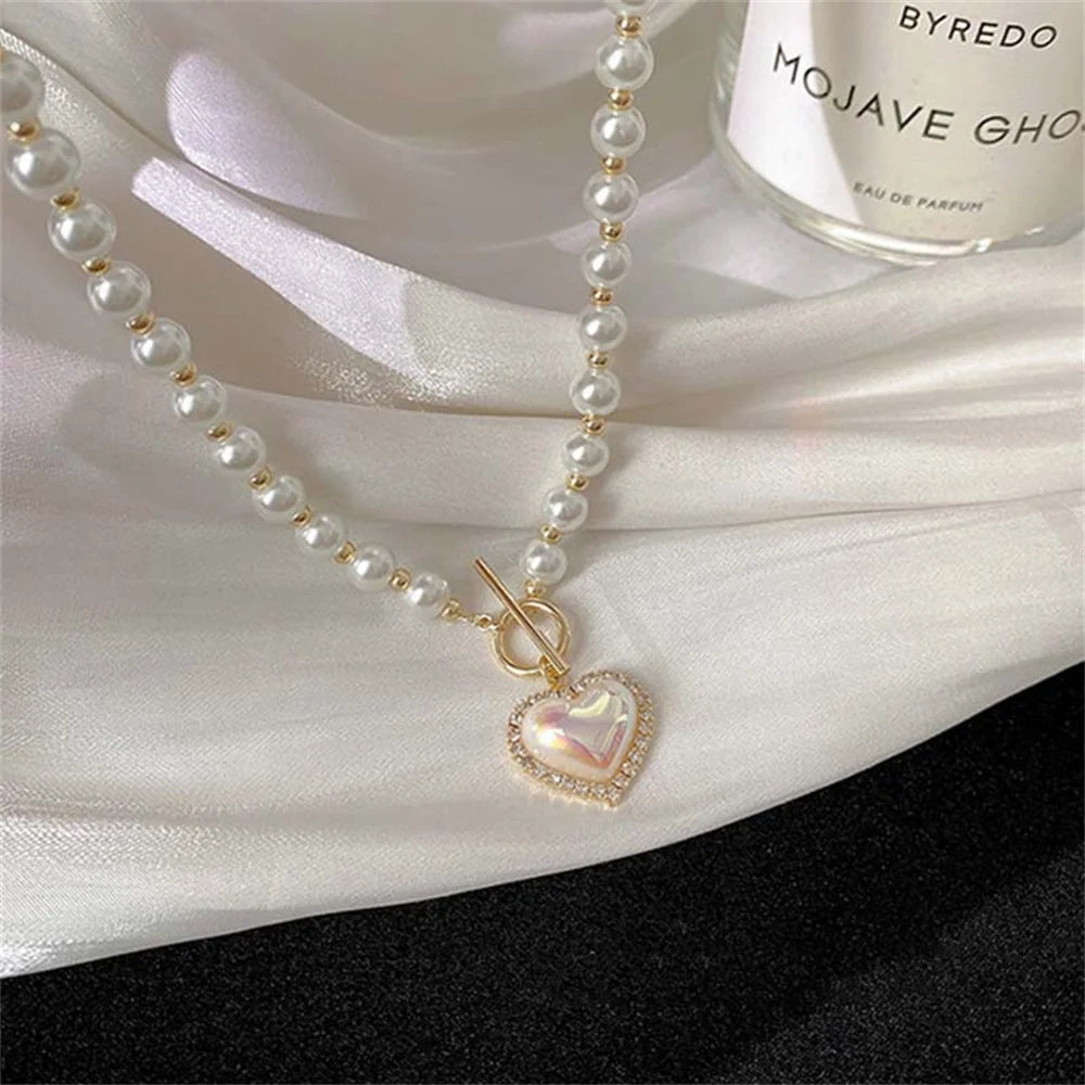 Luxuriöses Vintage dreilagiges Perlen-Collier, 2024 neue Trend-Schmuckmode Damen Halskette für den Hals Partygeschenk