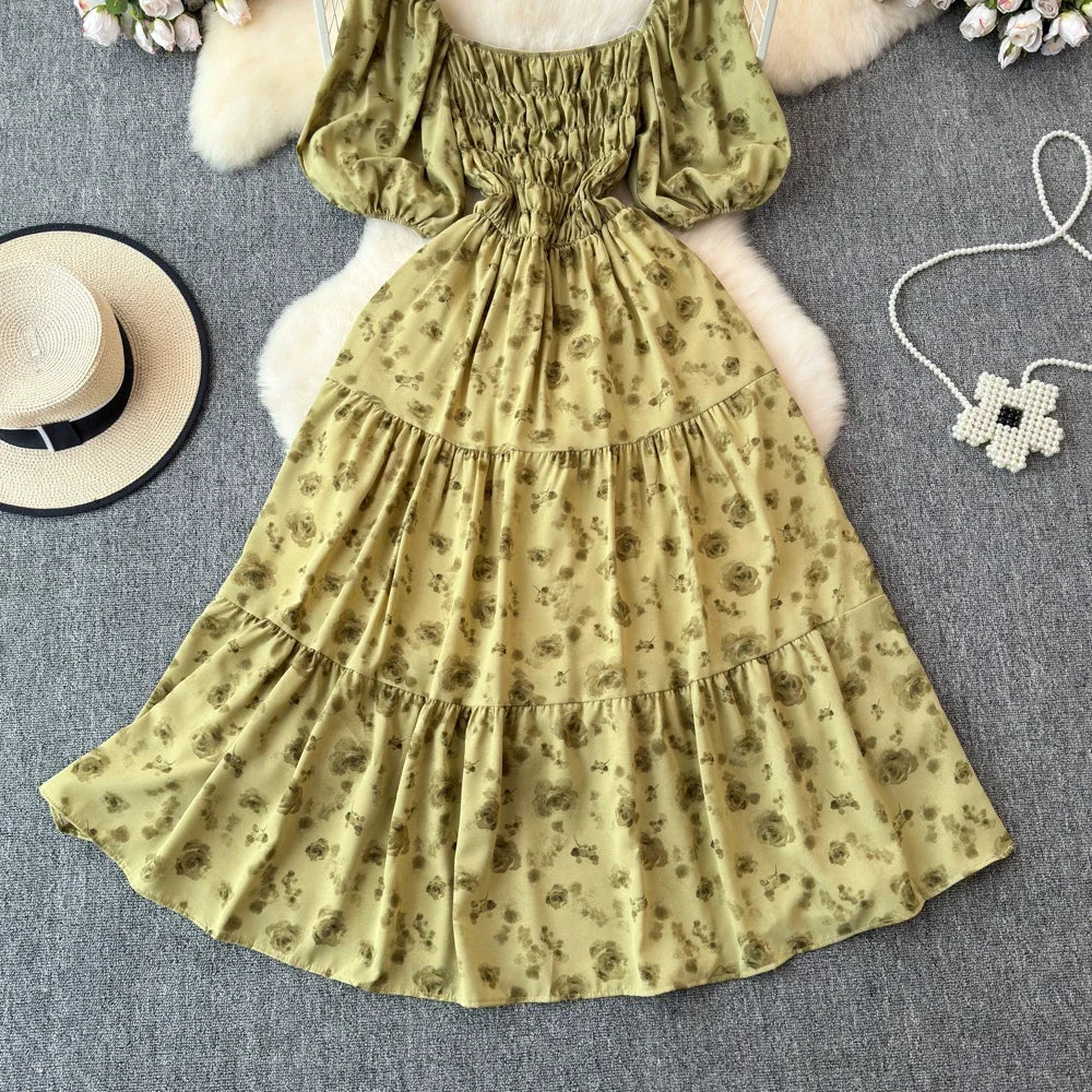 2024 Neues Sommer Blumenmuster Maxikleid Damen Vintage Eckiger Ausschnitt Geraffte Brust Schärpe Bandage Sommerkleid Partykleid