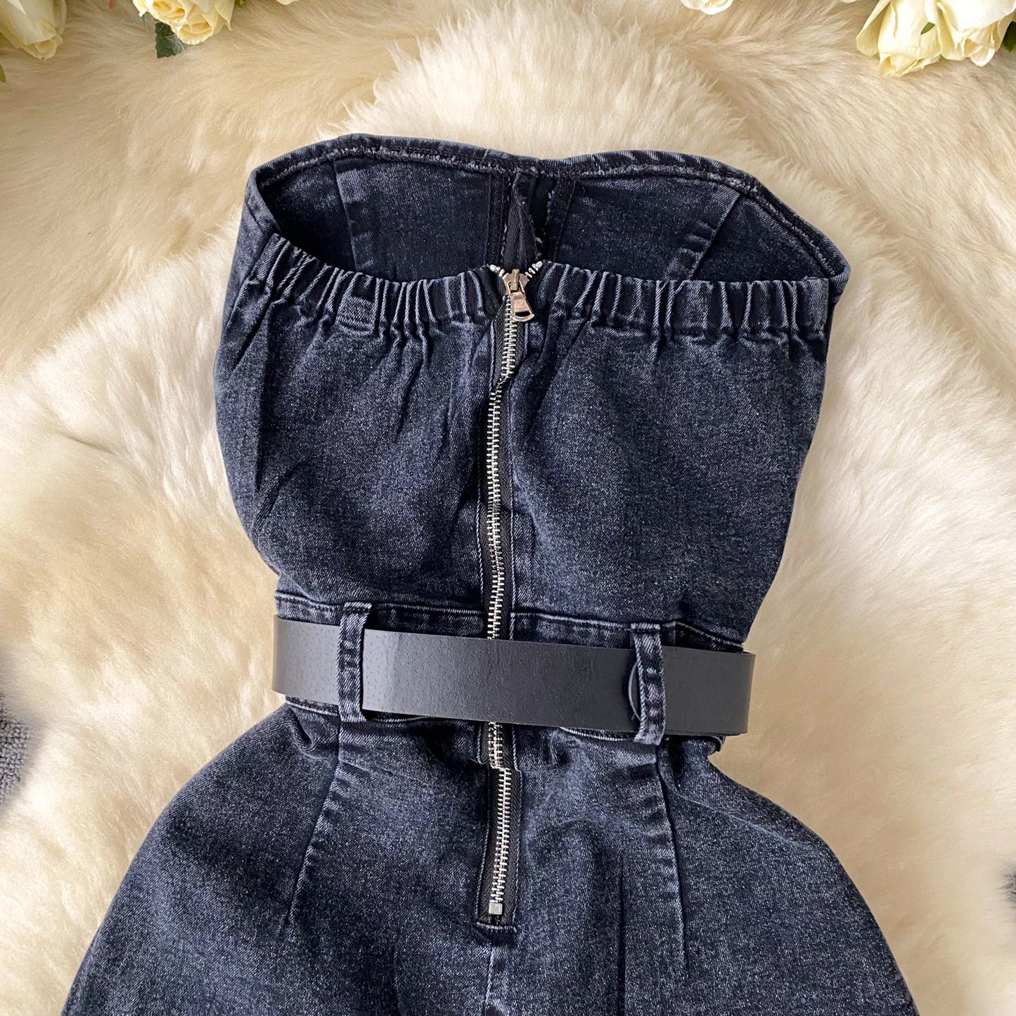 Damen Jeans Jumpsuit Sommer Playsuit Mode Hot Drill Hoher Bund Schmal Ärmellos Trägerlos Gürtel Outfits