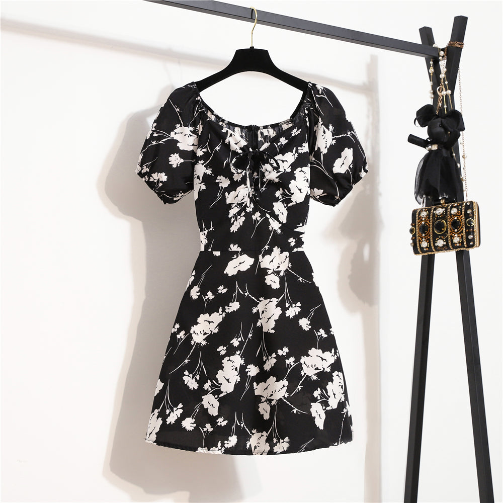 Damen Minikleider Sommer Mode Damenkleider Bedruckte Chiffonkleider mit Blumenmuster, gerafft, plissiert, kurze Puffärmel, Freizeitkleid