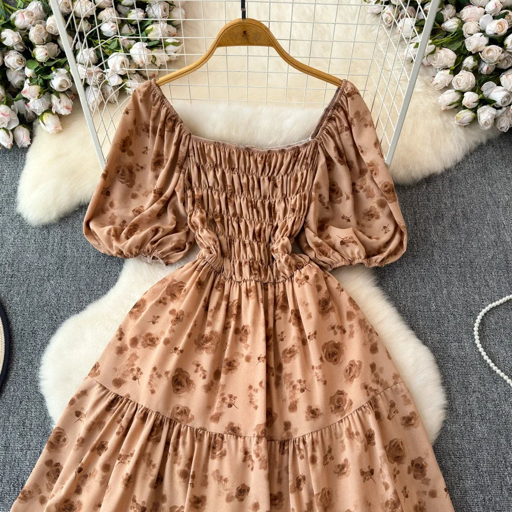2024 Neues Sommer Blumenmuster Maxikleid Damen Vintage Eckiger Ausschnitt Geraffte Brust Schärpe Bandage Sommerkleid Partykleid