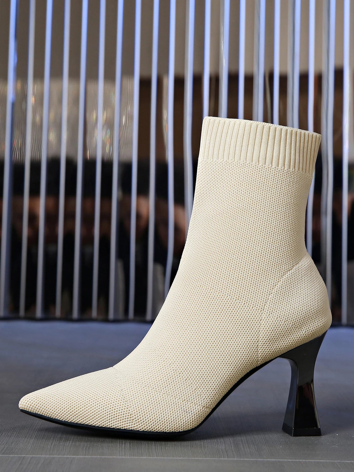 Damen Stricken Sexy High Heels Schuhe Spitz zulaufend Trend Chelsea Boots Designer Winter 2024 Neue Stiefeletten Dünne Mujer Sockenstiefel Pumps