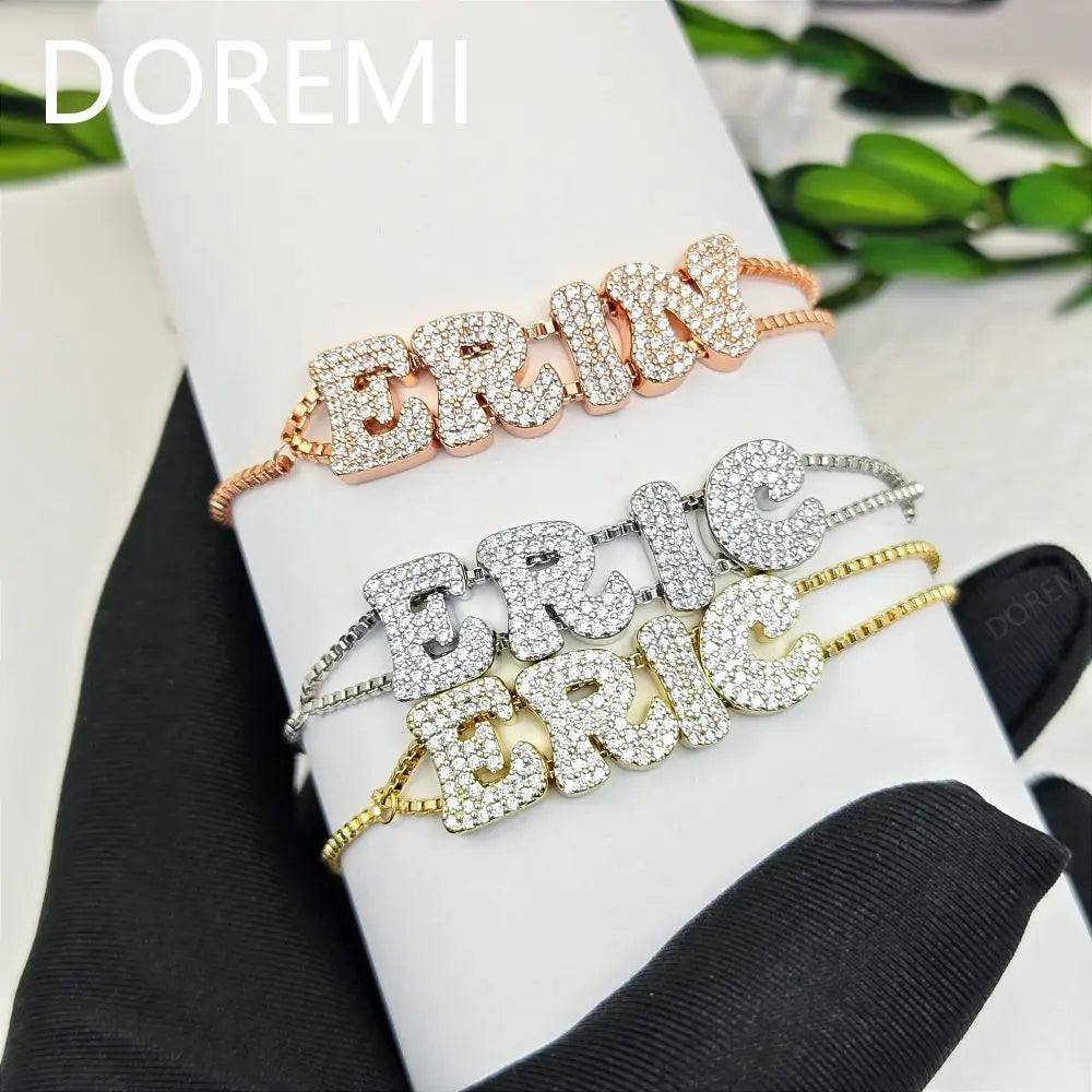 DOREMI Fat Bubble Slide Armband mit Initialen, voll mit Kristallbuchstaben, Damen-Namen, DIY-Schiebebuchstaben-Armbänder