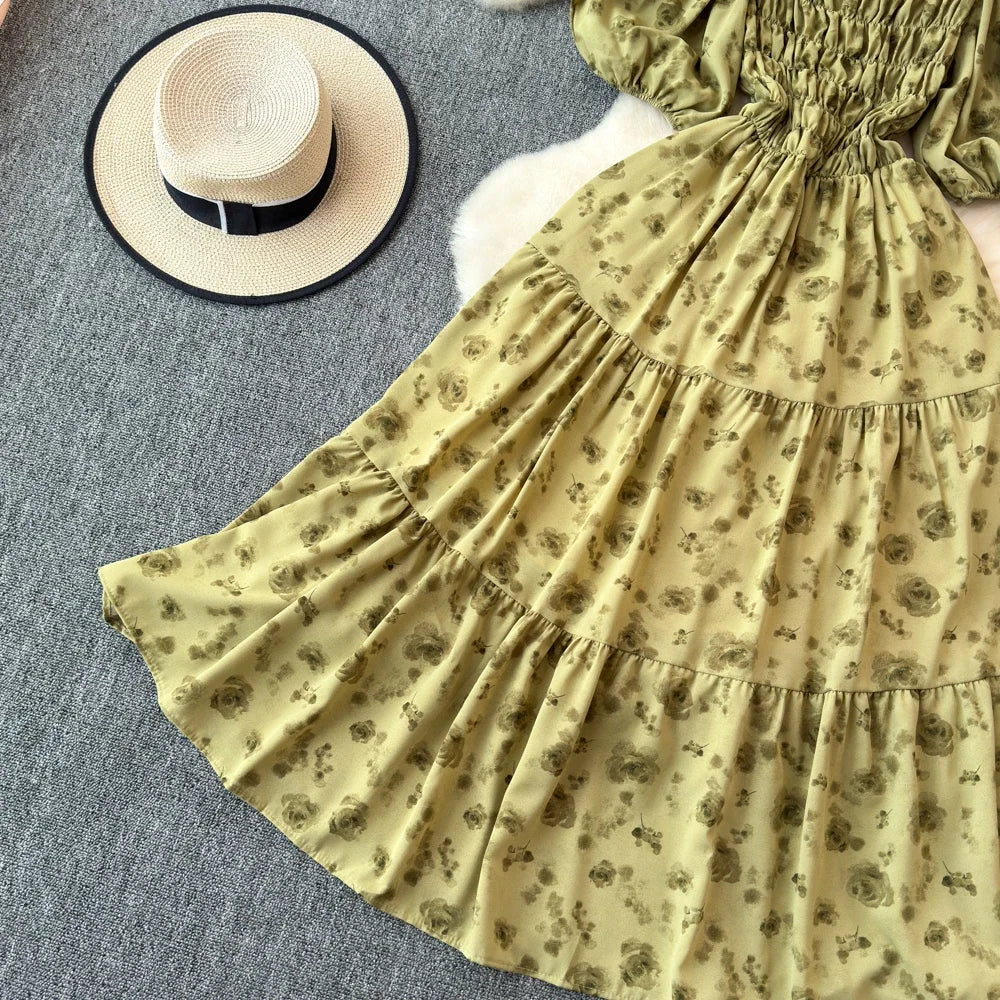 2024 Neues Sommer Blumenmuster Maxikleid Damen Vintage Eckiger Ausschnitt Geraffte Brust Schärpe Bandage Sommerkleid Partykleid