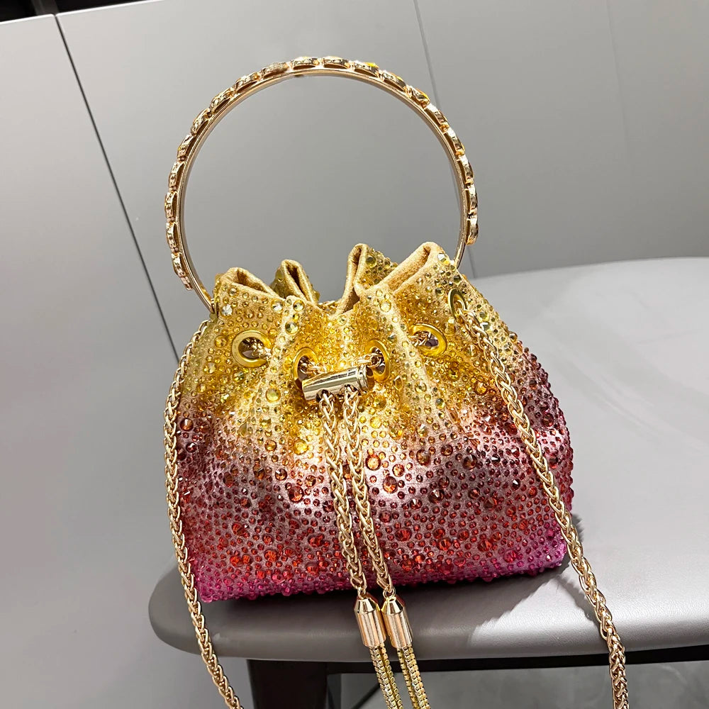 Handhabung Strasssteine Abend-Clutch-Tasche Geldbörsen und Handtasche Luxus Designer Umhängetasche Glänzende Kristall-Clutch-Geldbörse Eimer-Tasche