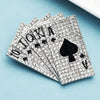 SKEDS Fashion Damen Herren Funkelnde Vollkristall Poker Brosche Anstecknadeln Besonderes Design Unisex Mode Metall Strass Schmuck Geschenk