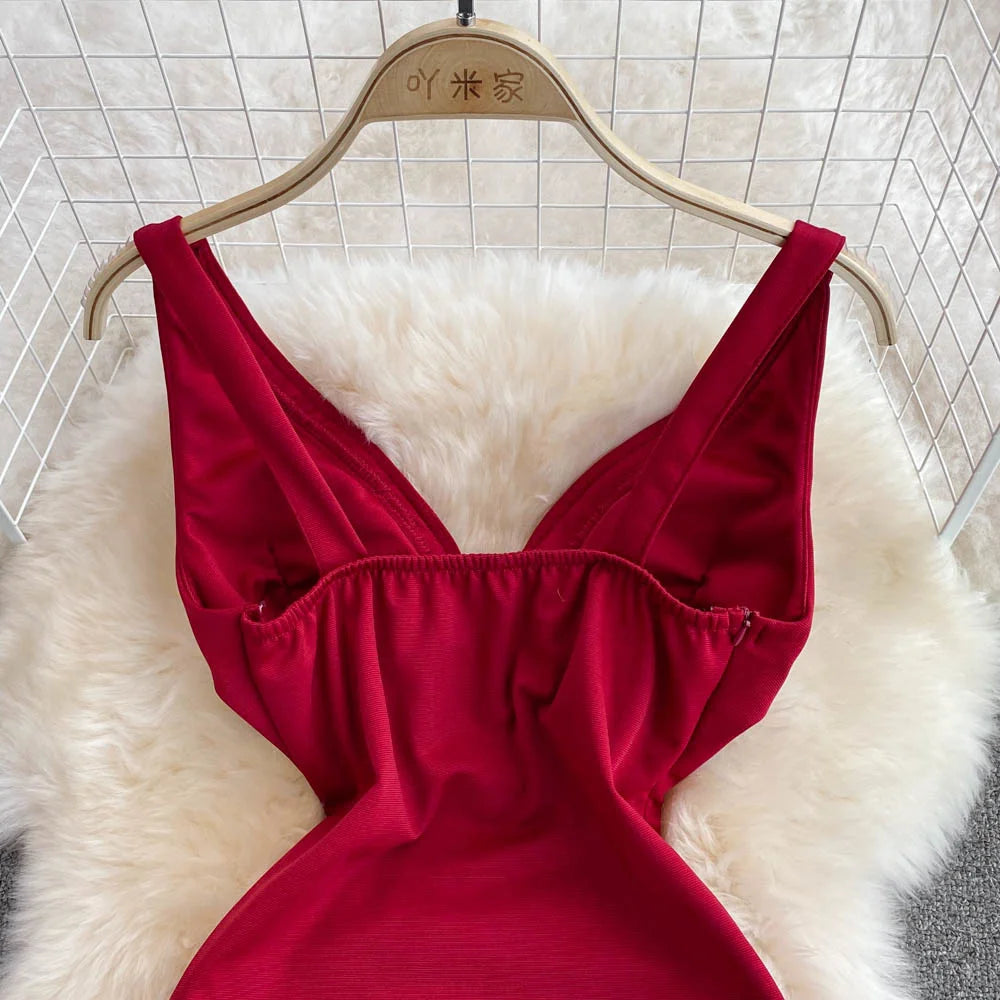 Fashion Bodycon Sexy V-neck Low Cut Mini Short Work Dress Women Backless Irregular Sleeveless Short Hip Wrap Vest Dress OL Red