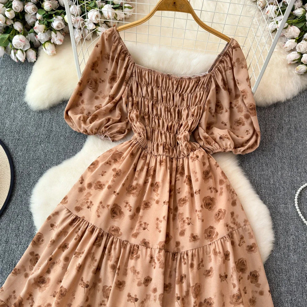 2024 Neues Sommer Blumenmuster Maxikleid Damen Vintage Eckiger Ausschnitt Geraffte Brust Schärpe Bandage Sommerkleid Partykleid