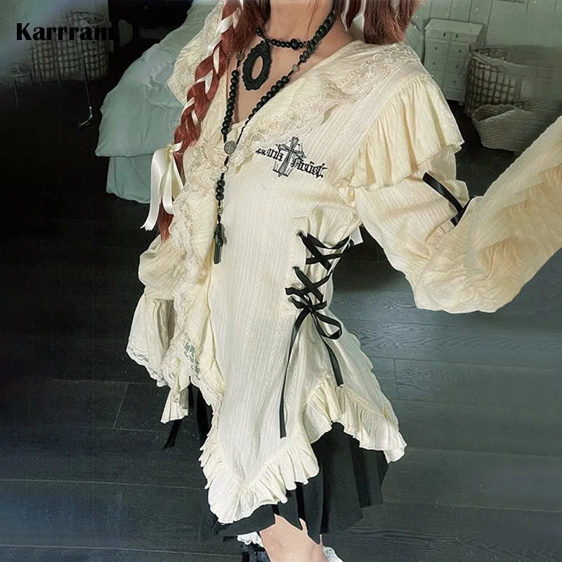 Karrram Y2k Ästhetik Spitze Hemd Grunge Gothic Unregelmäßige Blusen Fee Harajuku Bandage Hemd Vintage Lolita Kleidung Mall Goth