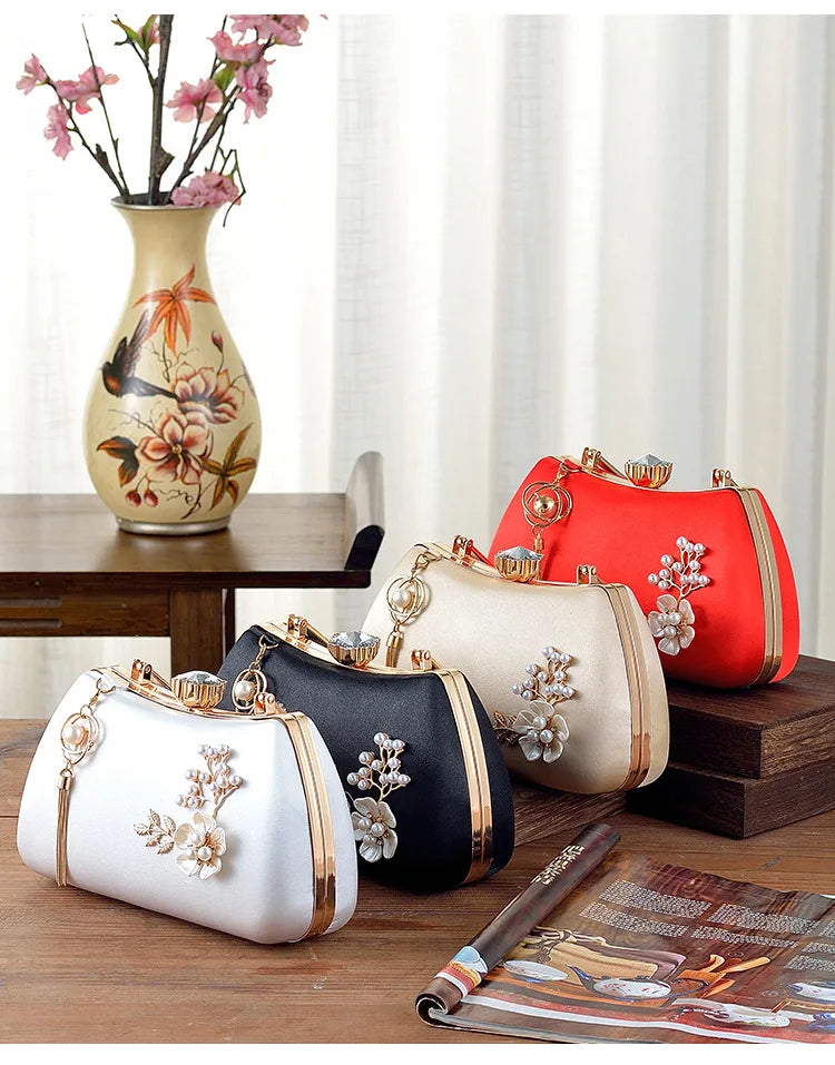 2025 Neue Damen Handgemachte Blumen Clutch Handtaschen Hochzeit Abend Geldbörsen Party Dinner Handtasche Für Damen 4 Farben