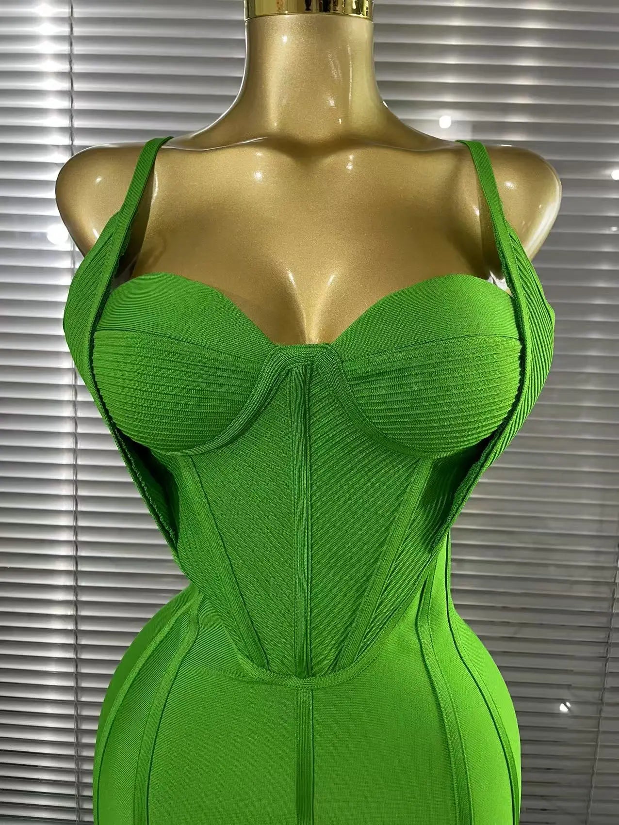 Green Color Women Sleeveless Sexy Halter Off the Shoulder Bodycon Bandage Midi Dress Celebrate Nightclub Party Birthday Outfit