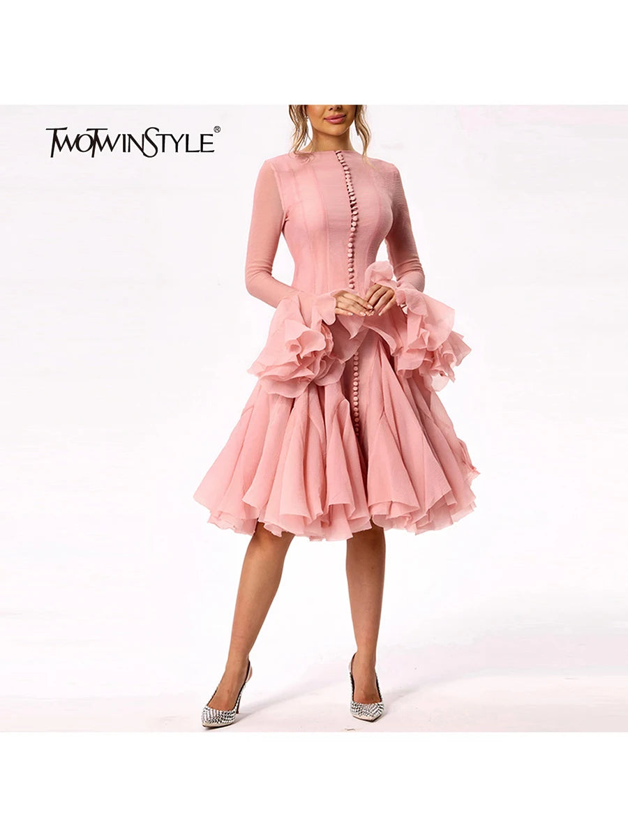 TWOTWINSTYLE Damenkleid Unregelmäßig Gefaltet Patchwork Mode Lang Laternenärmel Tailliertes Minikleid 2024 Neue Kleidung